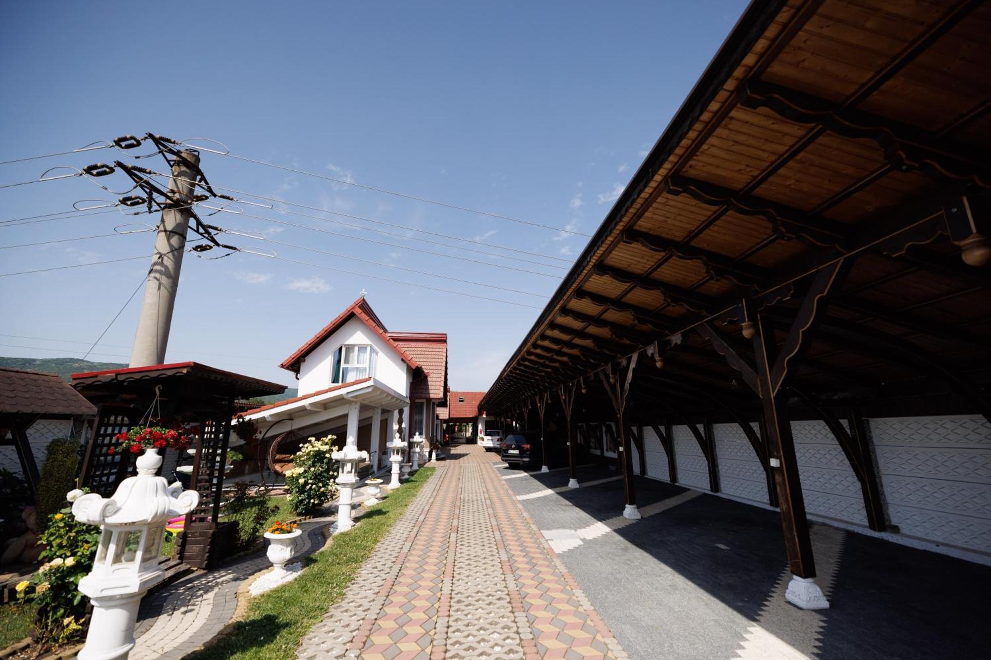 Vila Adr Petresti Dış mekan fotoğraf